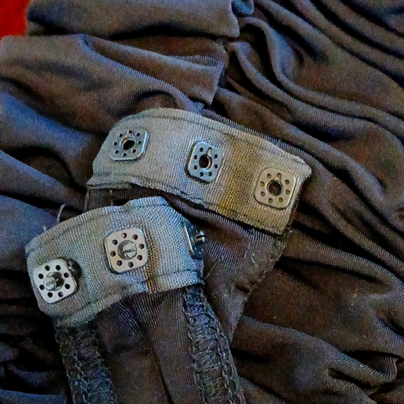 Misguided Slinky Black Ruched Front Bodysuit. Size 4 - Picture 13 of 17